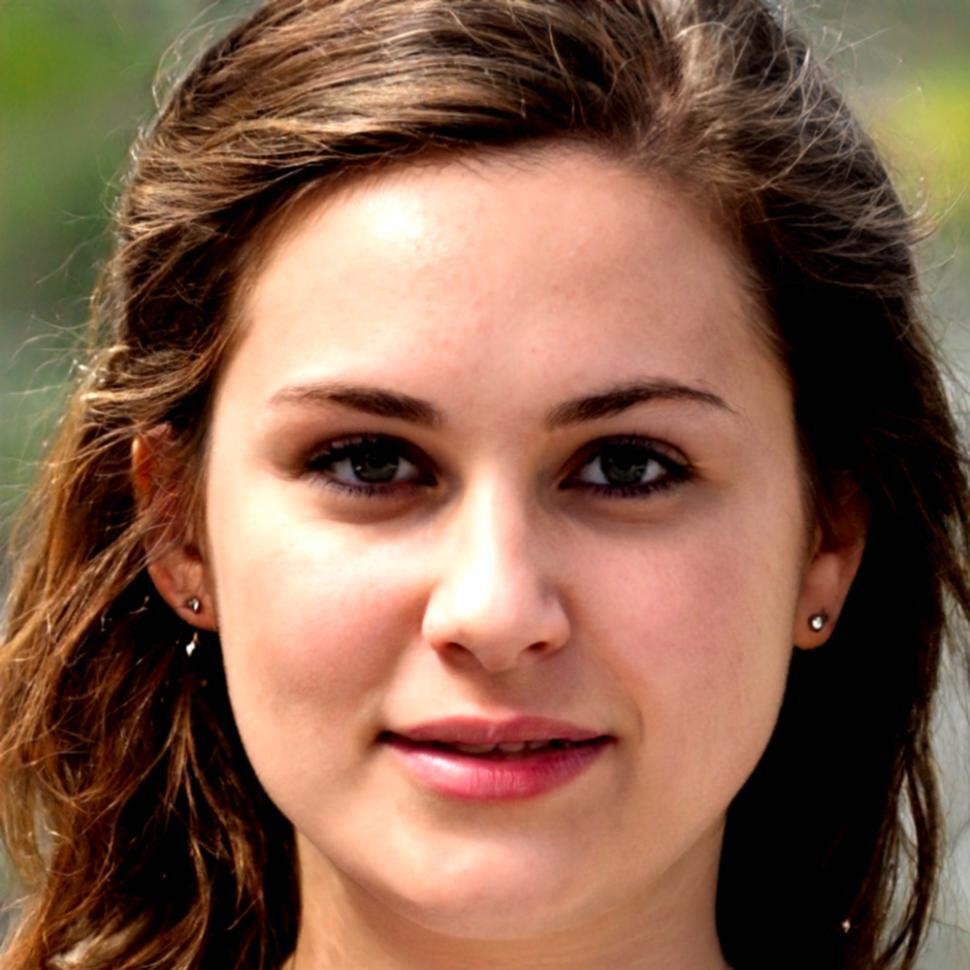 Finanzexpertin Dr. Sarah Weber